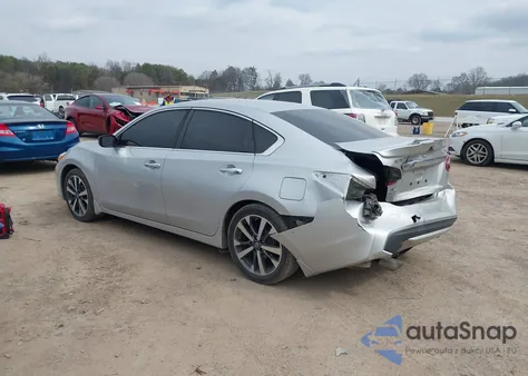 2017 Nissan Altima 2.5 Sr z USA, uszkodzony, nr VIN 1N4AL3AP2HC236156